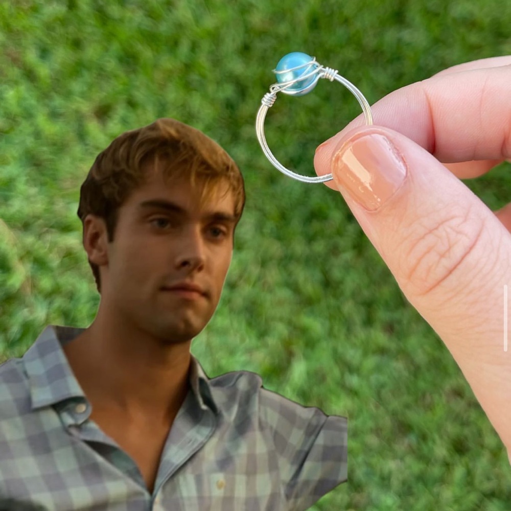 Topper Thornhorn inspired ring